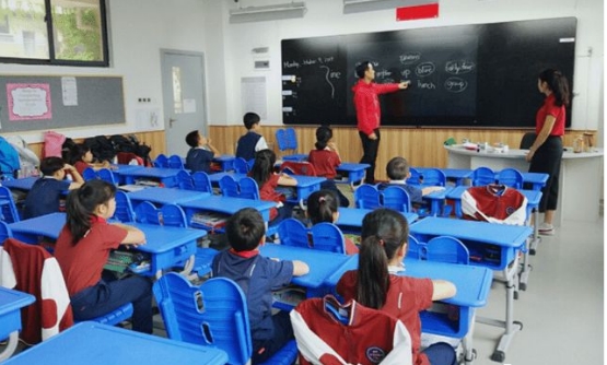 双减之后，英语会被踢出高考吗？教育部明确答复，家长这次安心了