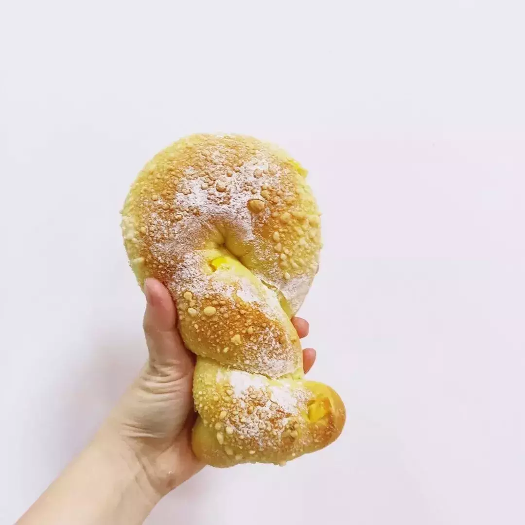 逛了这么多家郑州的面包店，哎呦，这家「烘焙学院」有点不一样噢