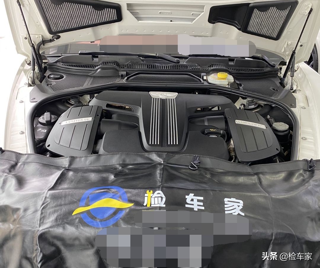 奢华轿跑，才开两万公里贬值130万，168万买台宾利欧陆GT划算吗？