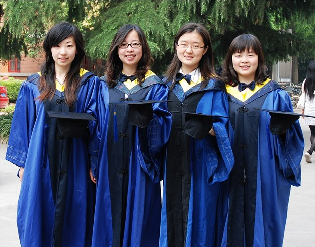 就业后才知道，专硕和学硕之间有条分界线，可惜学姐当年已经选错