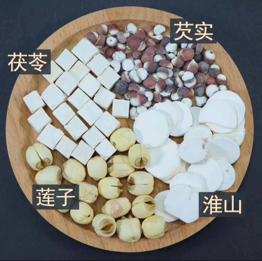 女性月经提前或推迟，哪个更严重？小心这几个问题！​