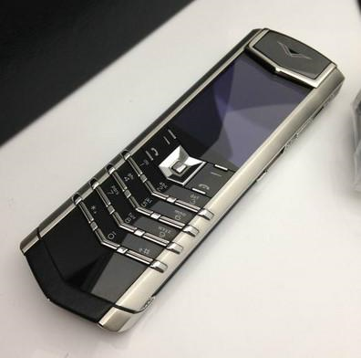 诺基亚vertu手机价格是哪个国家的品牌及卖200多万的手机