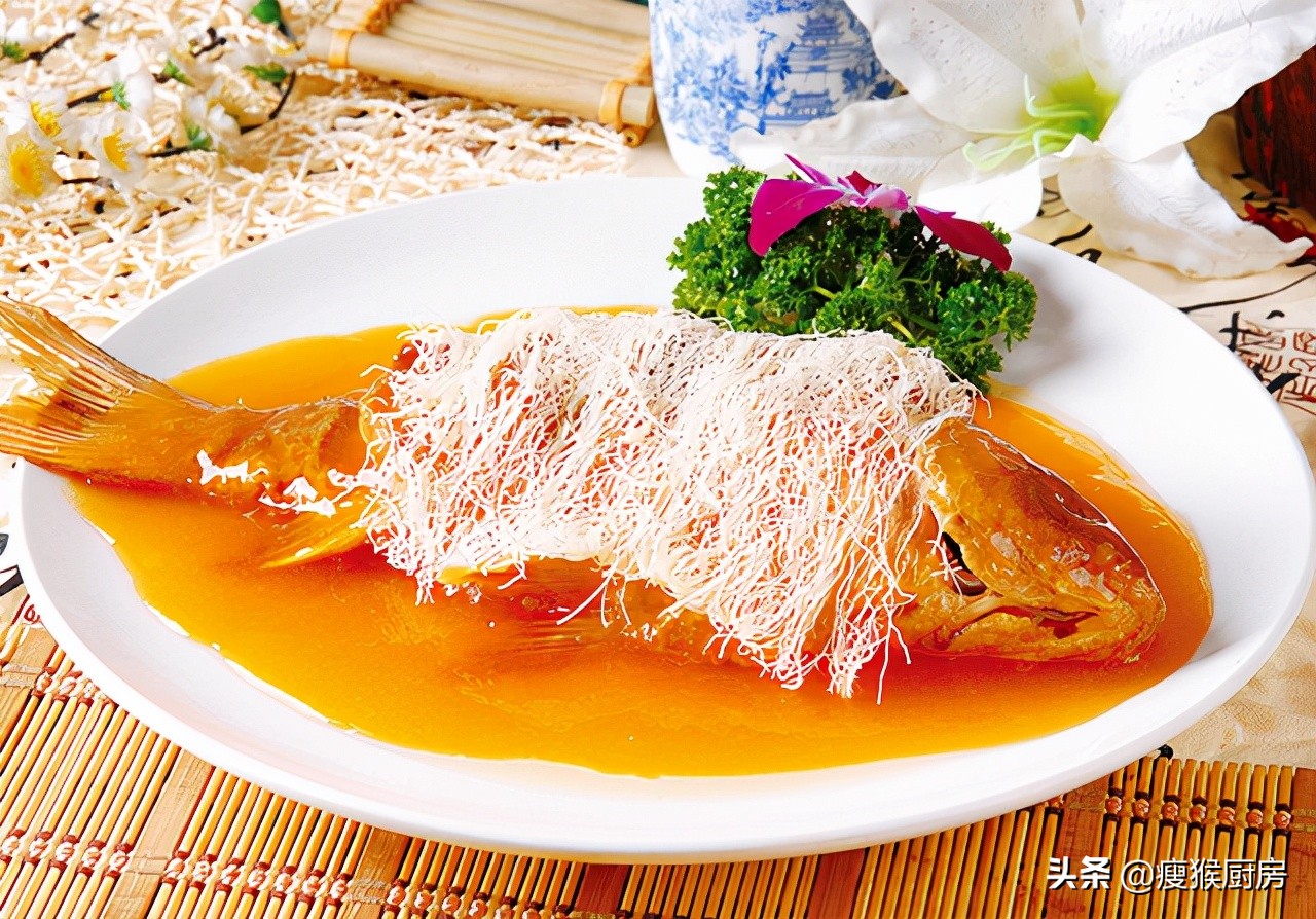 河南十大名菜：烩面、胡辣汤、灌汤包等经典豫菜全解析