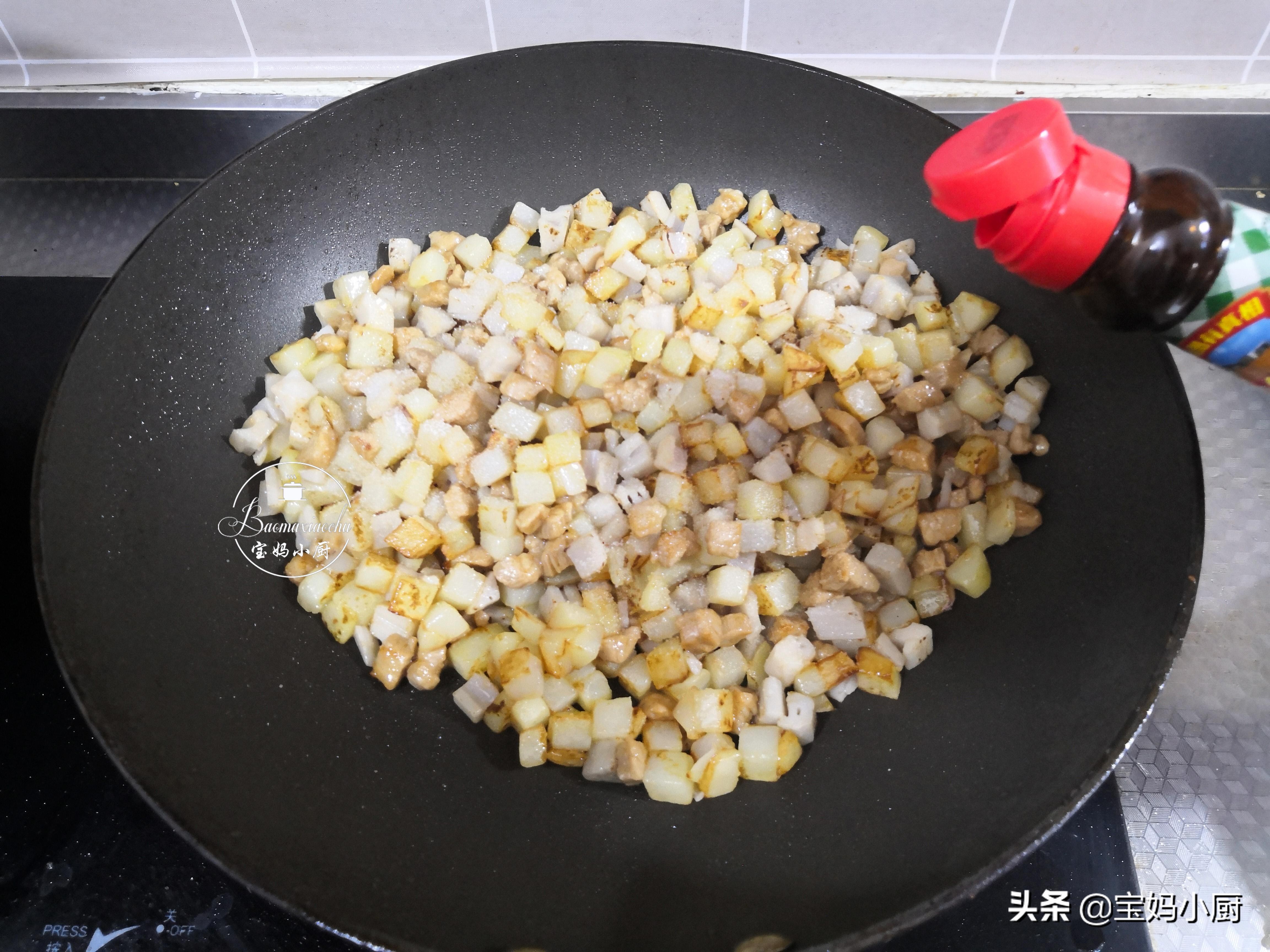 晒晒我家饭菜，这三道菜一上桌，儿子拿勺舀，老公抢着装饭盒