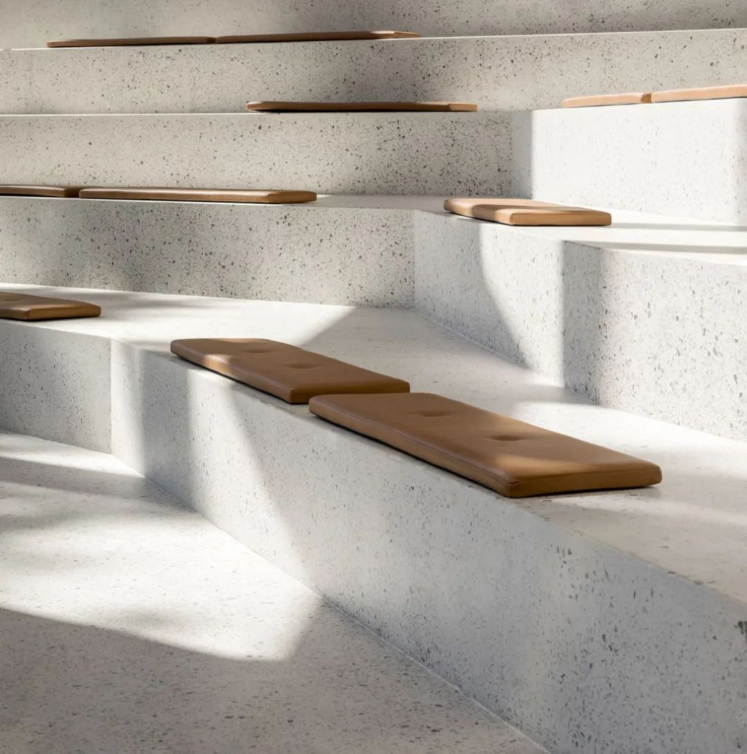 嘉士伯新总部大楼，可回收的黄铜外立面，示范了真正可持续理念