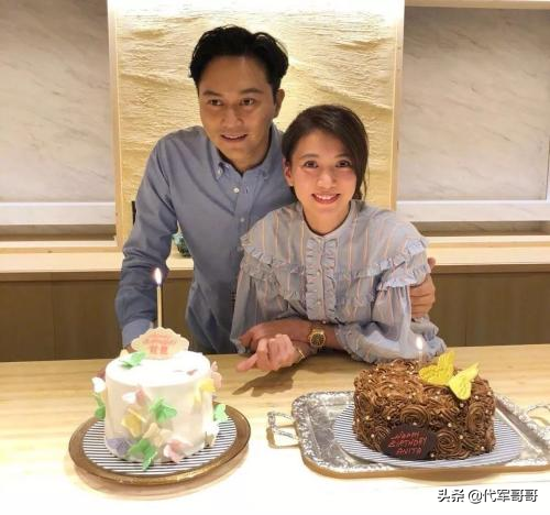 杨威送妻子2万元手机！男星送妻子生日礼物谁最大方？