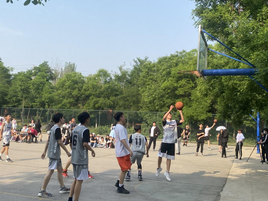 山东交通学院继续教育学院邮系在线第三届北邮杯篮球比赛