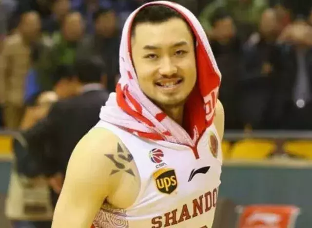 睢冉为什么离开nba(26岁睢冉因何退役？不是能力不行而是这般原因，4年前就有迹象)