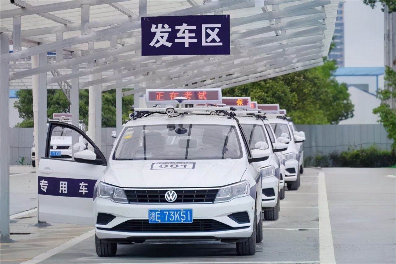 驾驶证考试的分数在哪里查询，怎么查