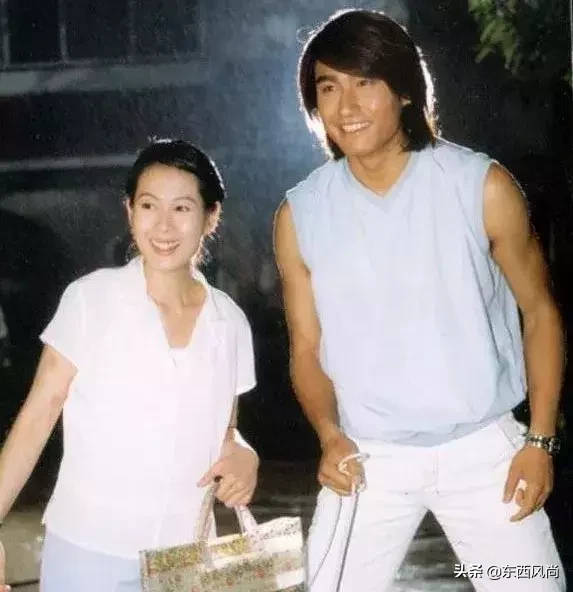 48岁依然自律有型，9次以“伦敦男装周首位全球代言人”身份受邀