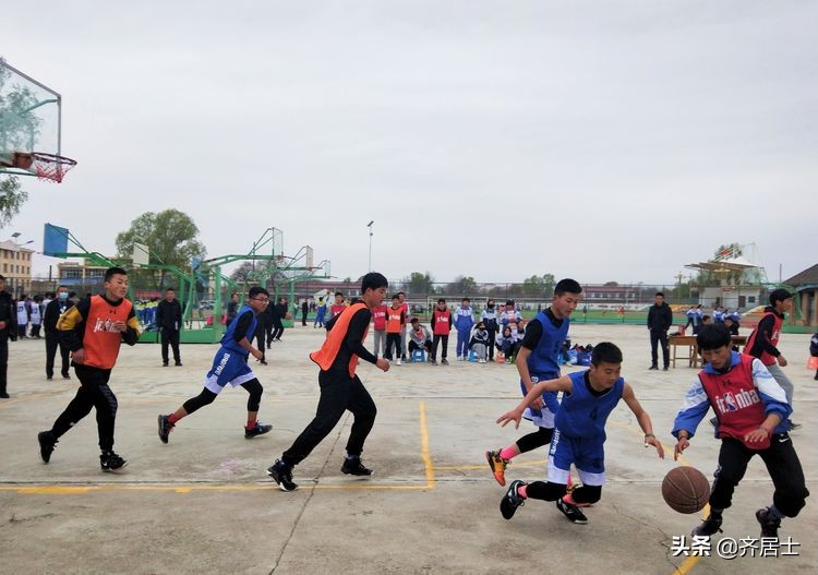 挥洒汗水，放飞青春—泾川县第三届中小学生运动会侧记