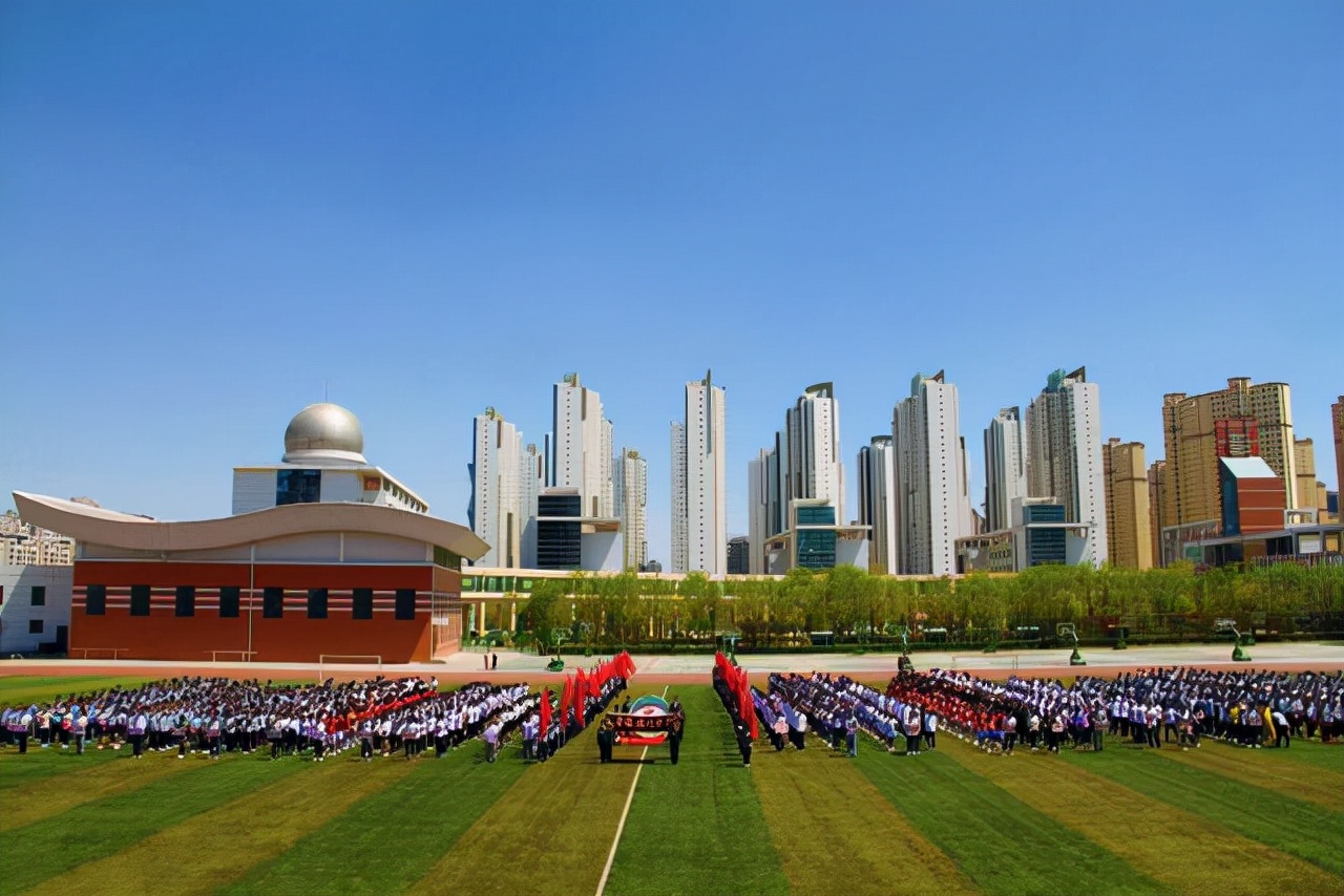 青海省前三甲中学，低进高出，本科线上线率达90%，值得考虑