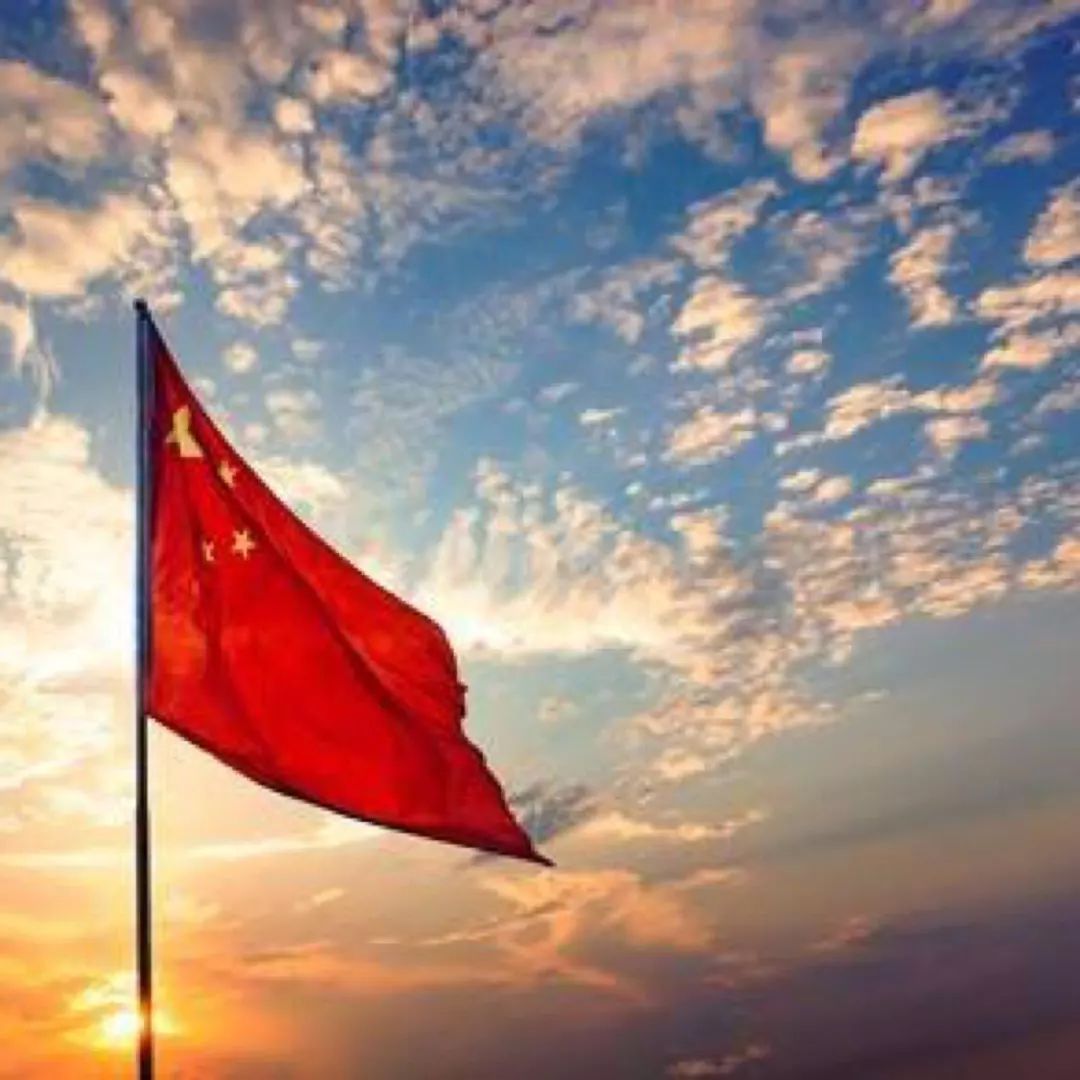 将“我们的祖国多少广大”如何改为感叹句？感叹句的特点是什么
