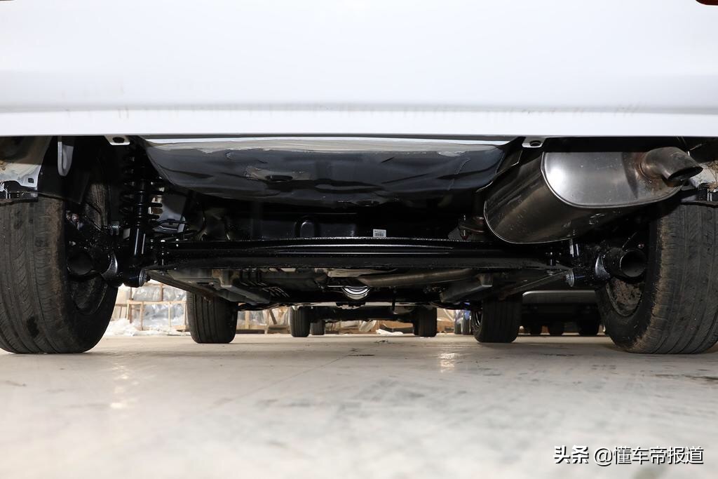 1.5L+5MT 2020款比亚迪F3国六车型售4.49万元