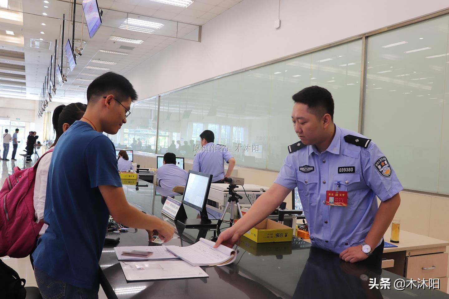 车牌可以更换保留吗？交警：可以，需满足3个条件