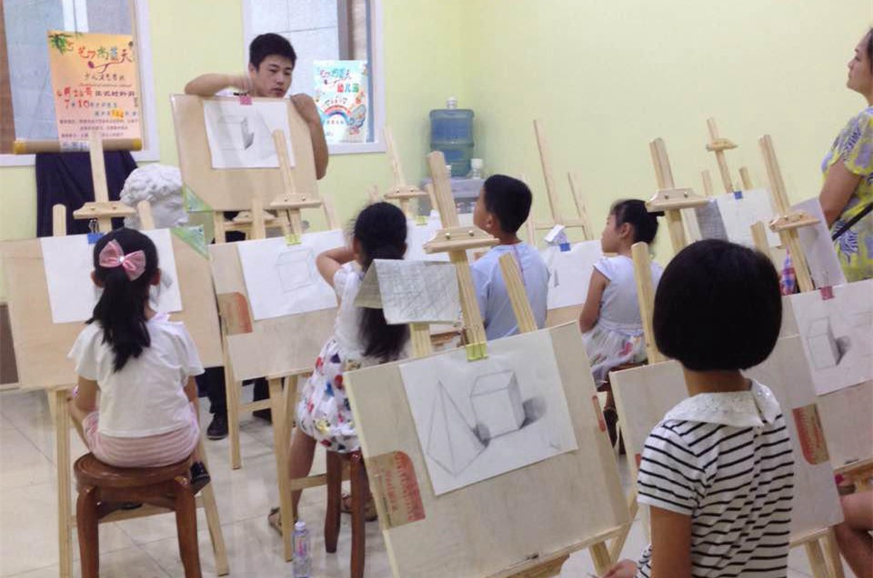 学科类培训出新规，收费已有指导价，这些校外培训科目都被规定了