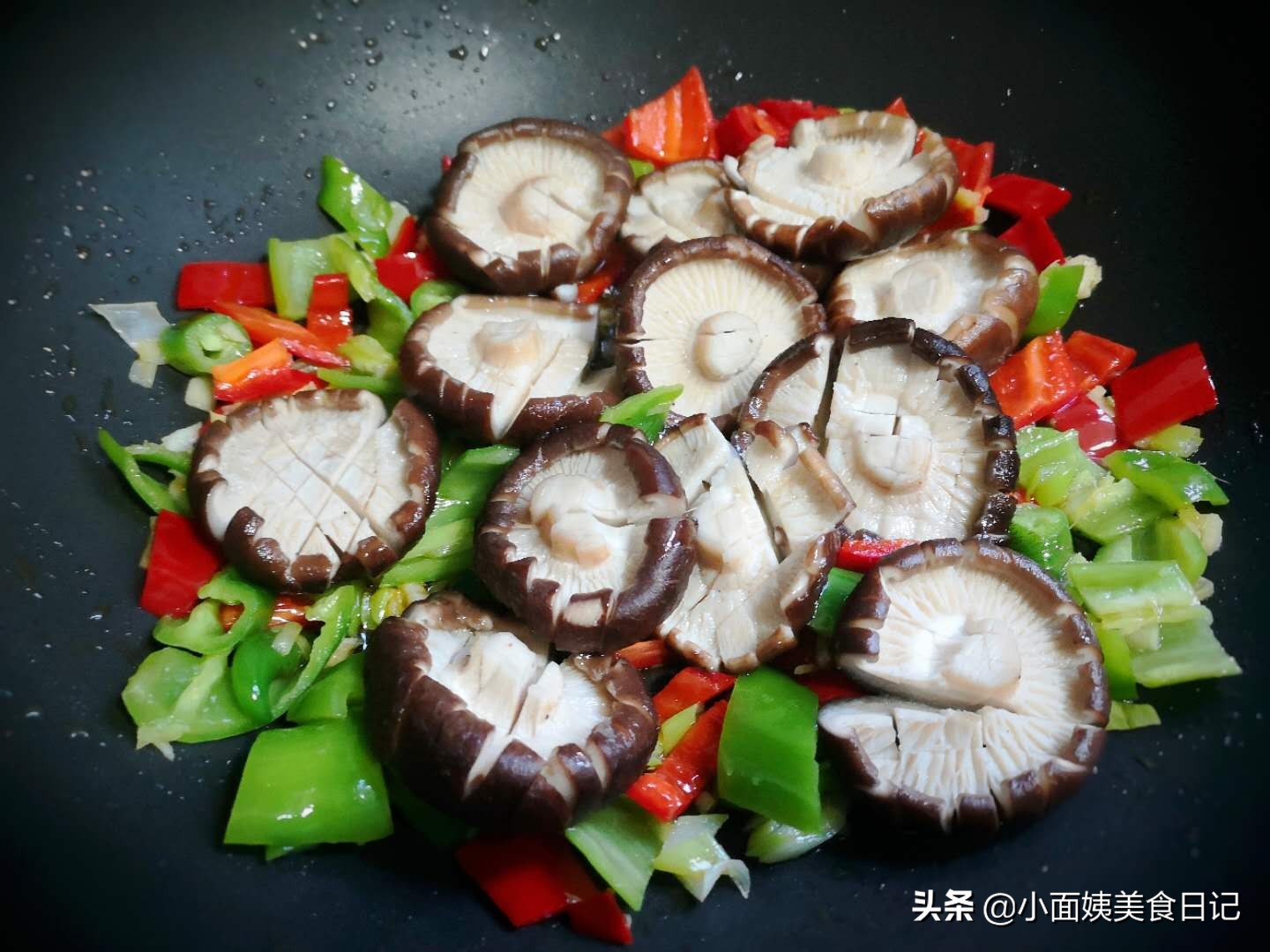 这菜口感比肉好,简单一炒,营养美味又解馋,孩子三天两头嚷着吃