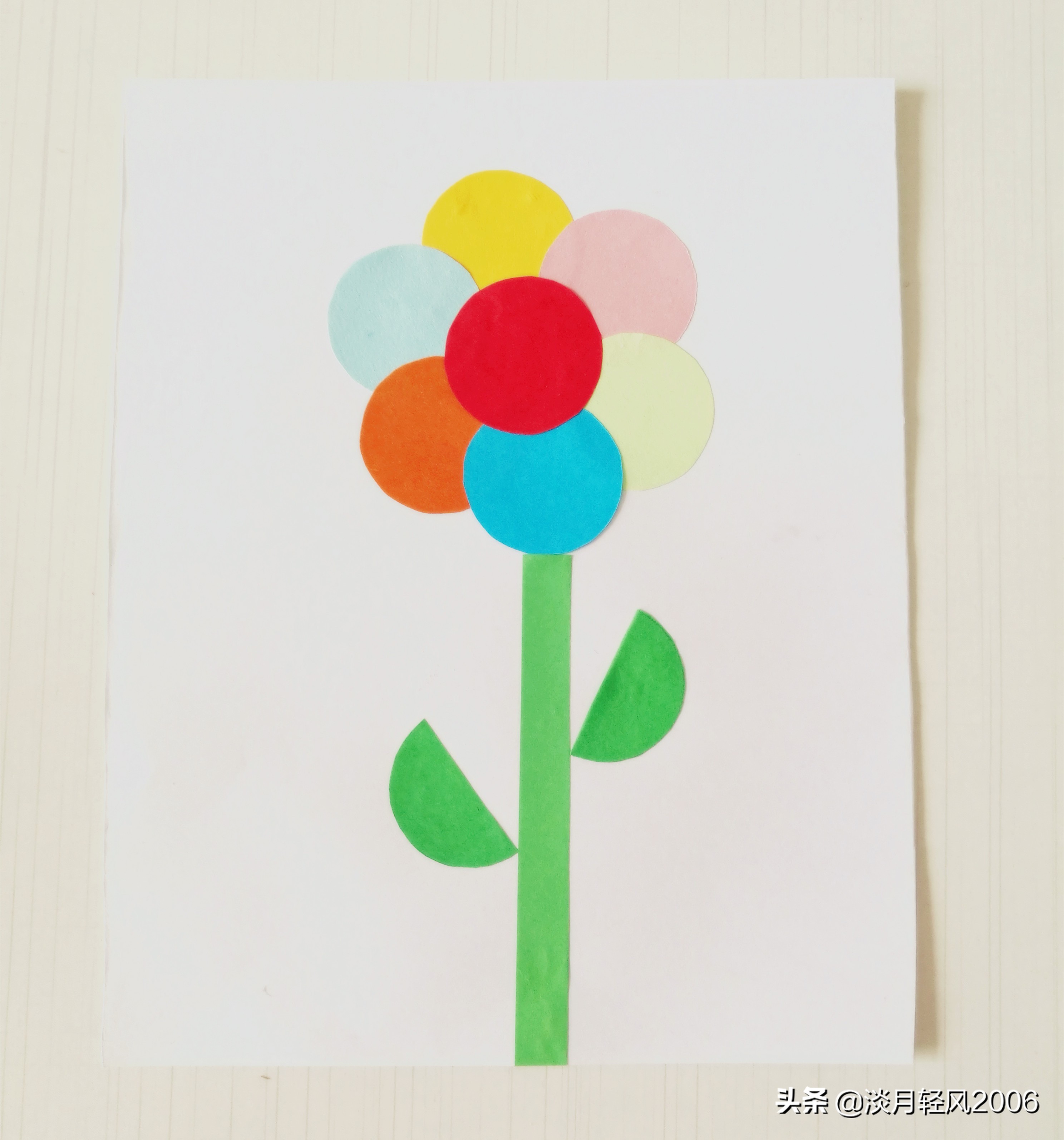母亲节卡片制作教程(简单幼儿手工贺卡,用卡纸做一枝彩色的花,送给