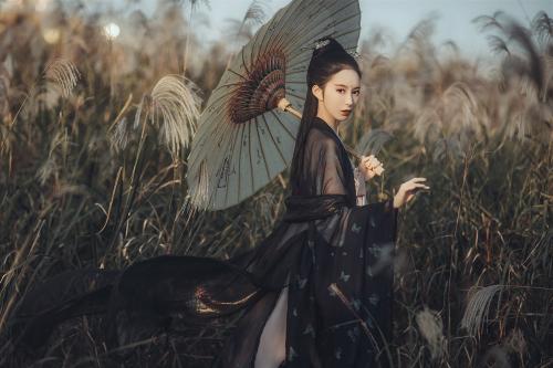 经典｜一首《长恨歌》，840个字，留下了多少传世佳句