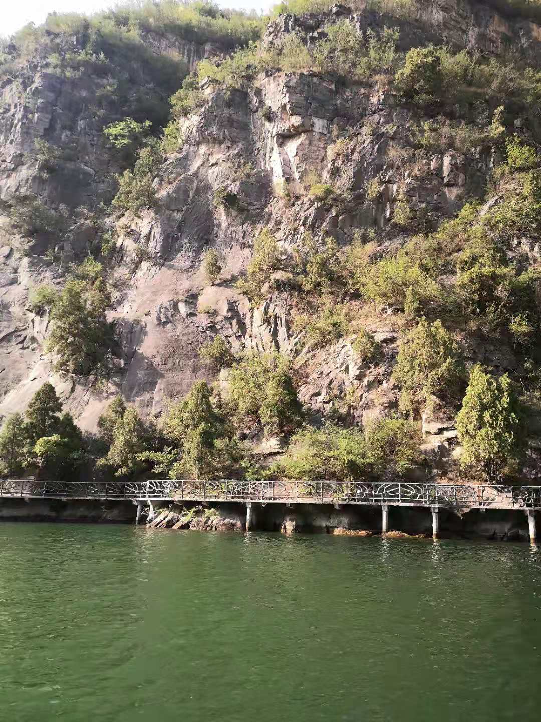 诗｜游青天河 二首——浩淼烟波玉溪转，云台美景依稀见