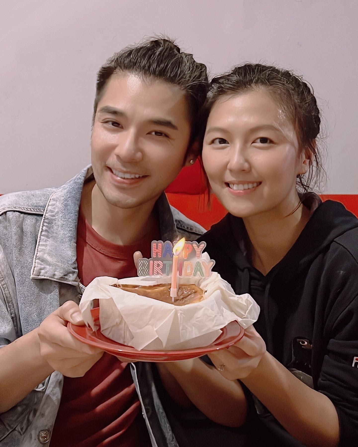 尔冬升三兄弟罕同框,长相如复制粘贴,为秦沛儿子庆生齐送大红包