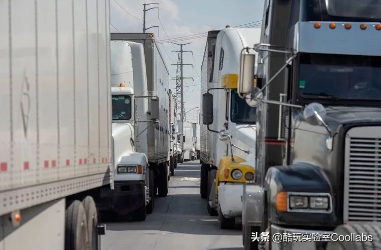 年薪80万卡车司机当选美国“人大代表”，却查出了黑社会背景...