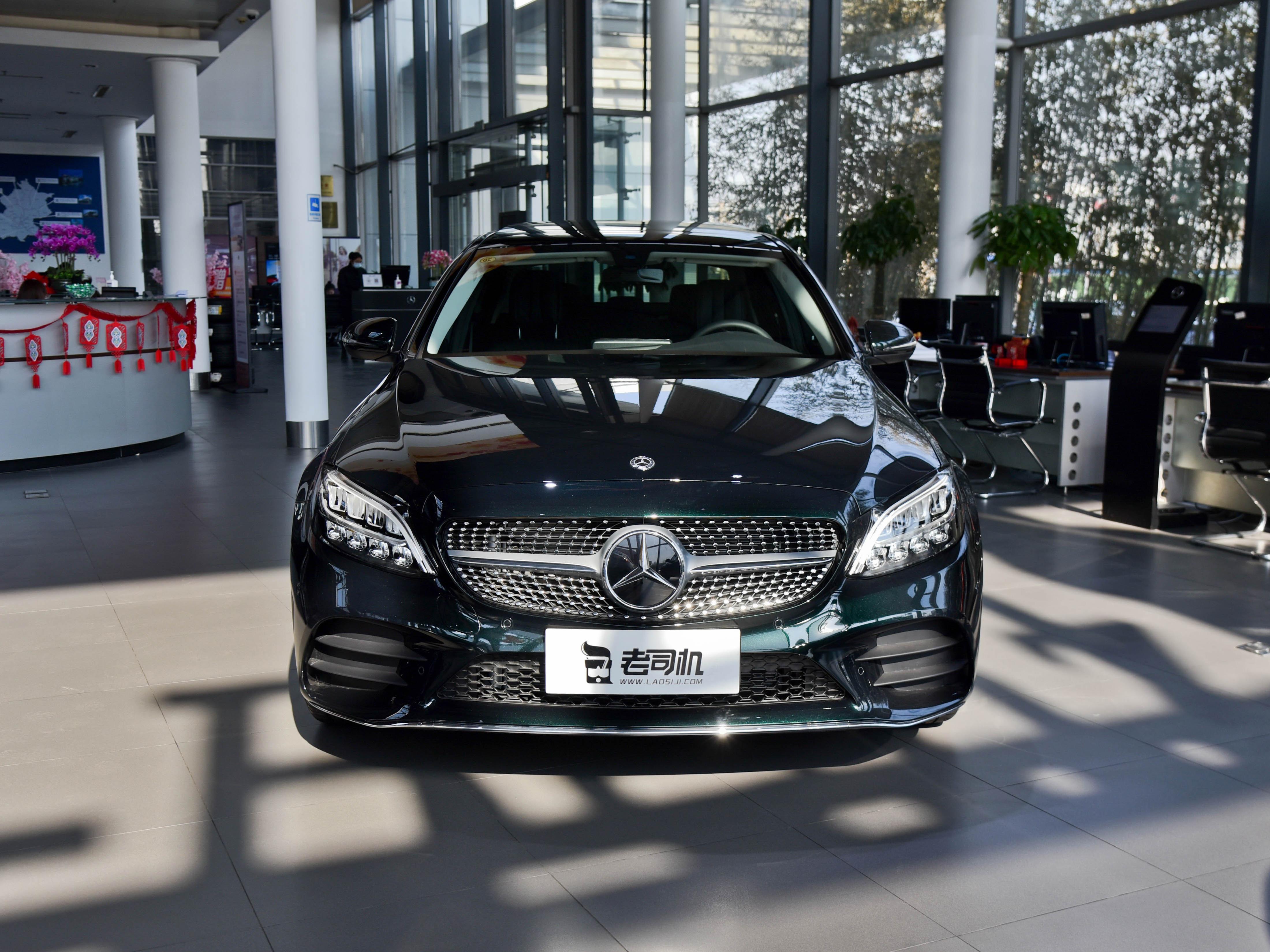 三厢车还是它豪华,实惠买得起,面子高自动挡,实拍奔驰c级