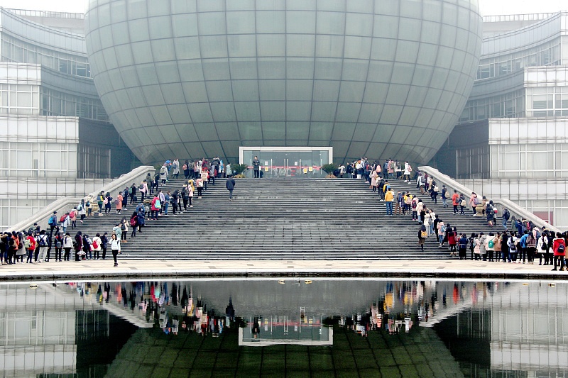 南京财经大学2017录取查询（南京财经大学2020在江苏分专业招生计划及2019专业录取分）