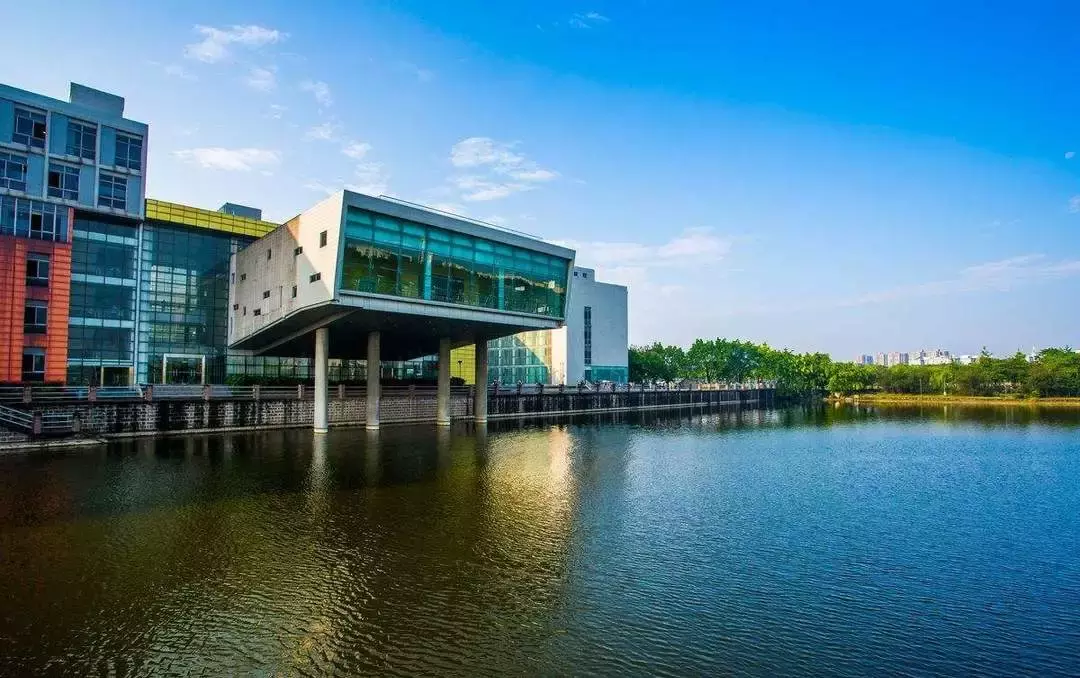 新传考研 | 四川大学，一个离你更近的“双一流、985”，内有彩蛋