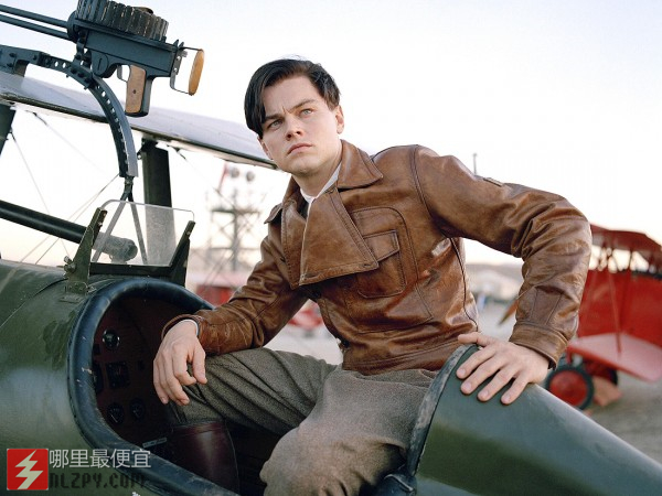 《老炮儿》中冯小刚饰演的六爷在电影里的第一次登场,出现在大家眼前