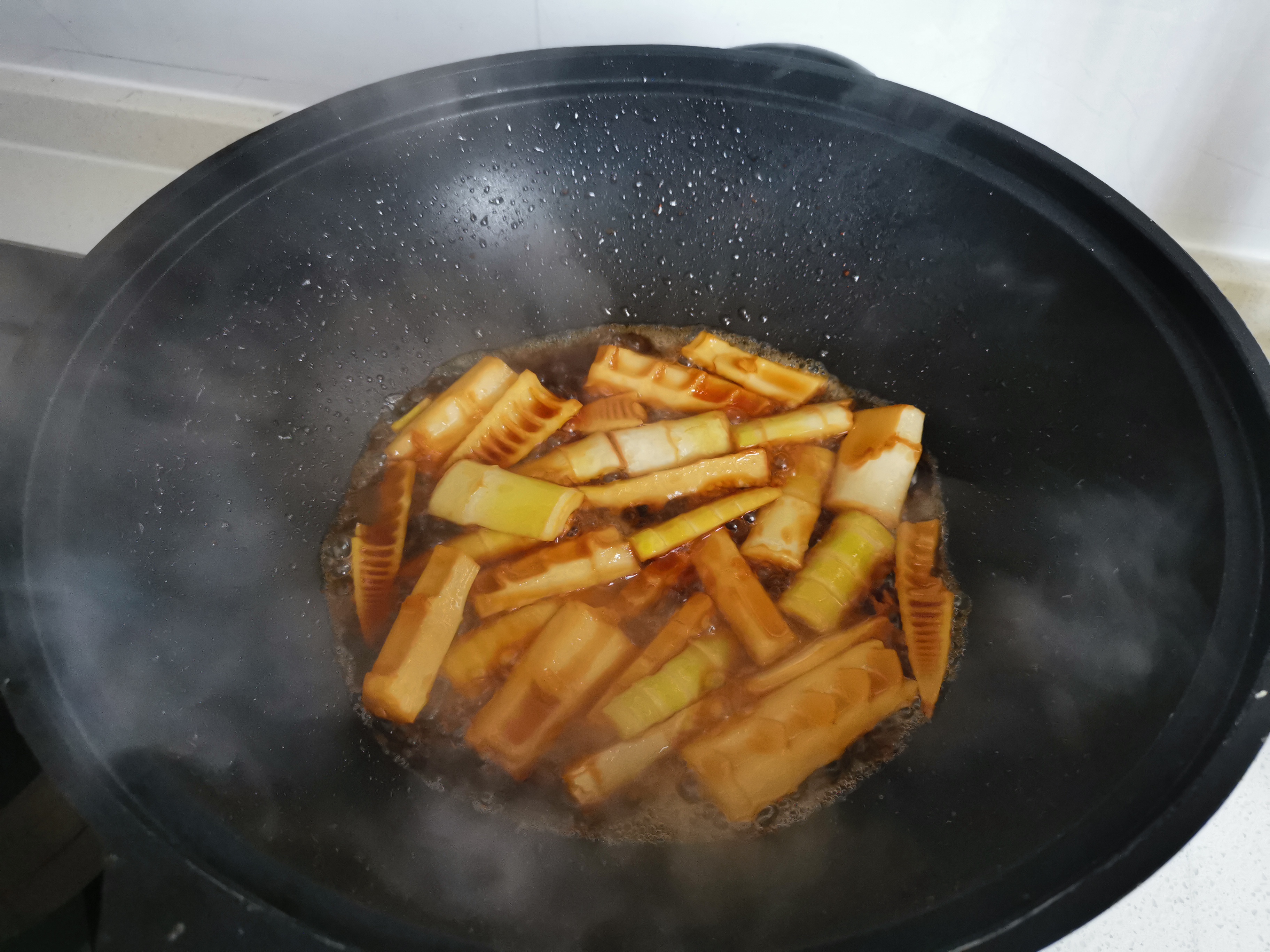 油燜筍的做法,油燜筍的做法詳細(xì)步驟