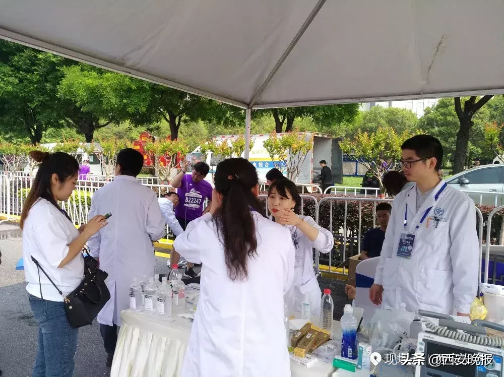 今天,让青春在马拉松赛道上激情飞扬,快看有你的身影吗