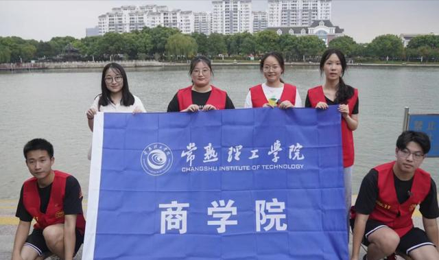 江苏有一所高校宣布“改名”，新名字“高大上”，在校生们有福了