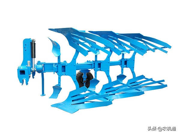 中國品牌更自信了，2019年用戶關(guān)注度前十的鏵式犁，8款是龍豐的