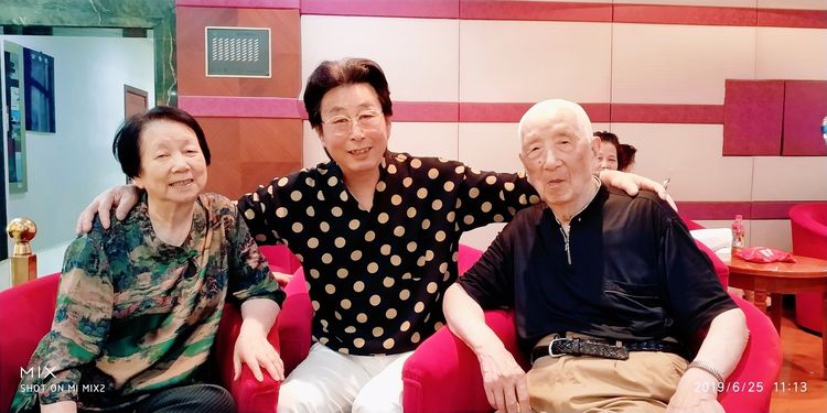 晓冰：在那遥远的地方