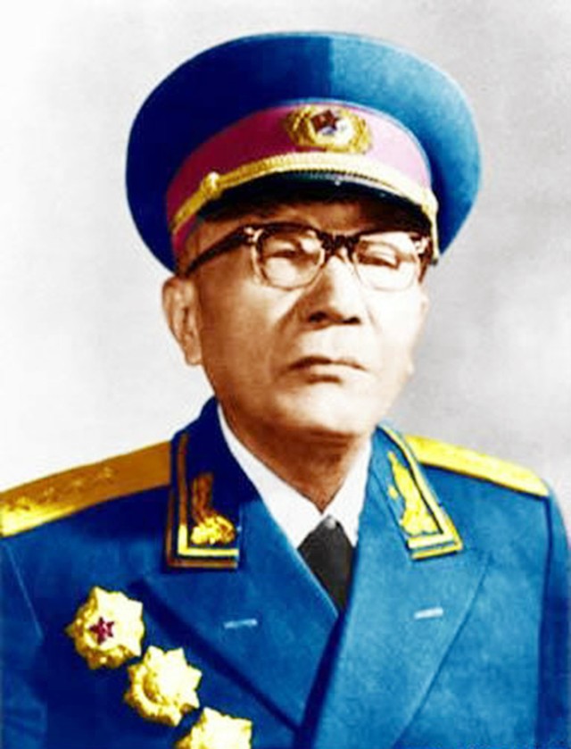 1955年授军衔，十位大将都担任什么职务？职务最高的是谁？