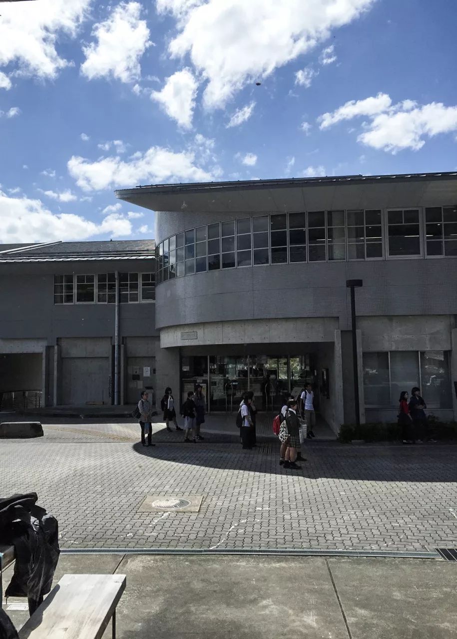 日本艺术大学：京都精华大学—自由之王国