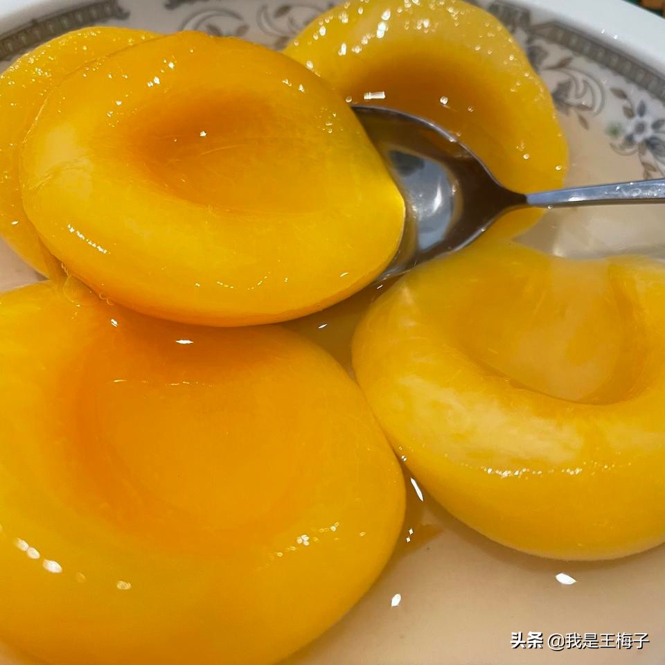水果罐头的危害（罐头是一代人的美味零食）