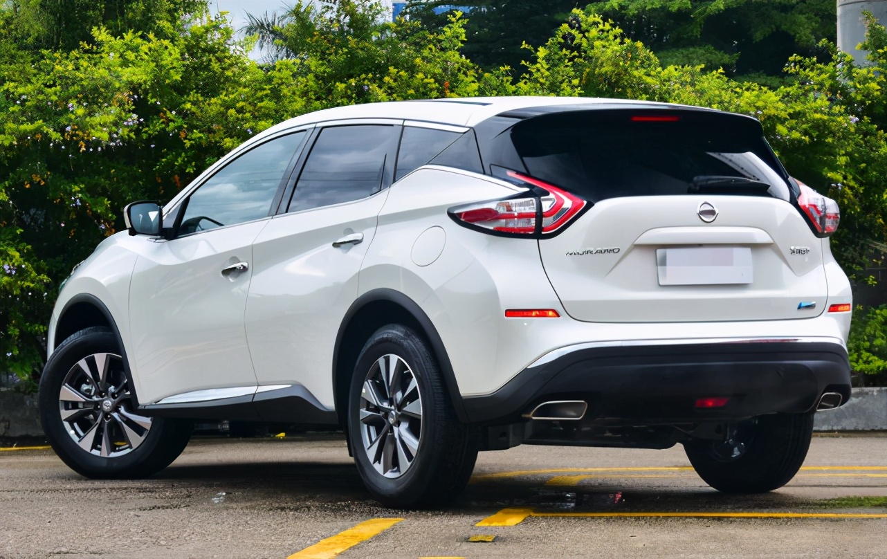 83万提了辆日产楼兰,用车一个月,车主的真实驾驶感受