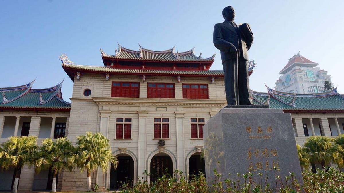 福建5所双非好大学，福建医科大学实力不输211，分不高适合中等生