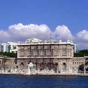世界10大著名宫殿，岂止是奢华