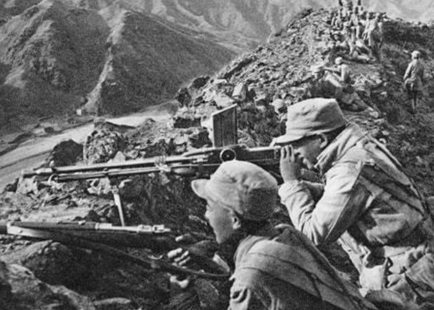 �ձ�Ͷ����͵͵��ը�������ҹ���60����ϱ����ķ��ֵ����񵯵�