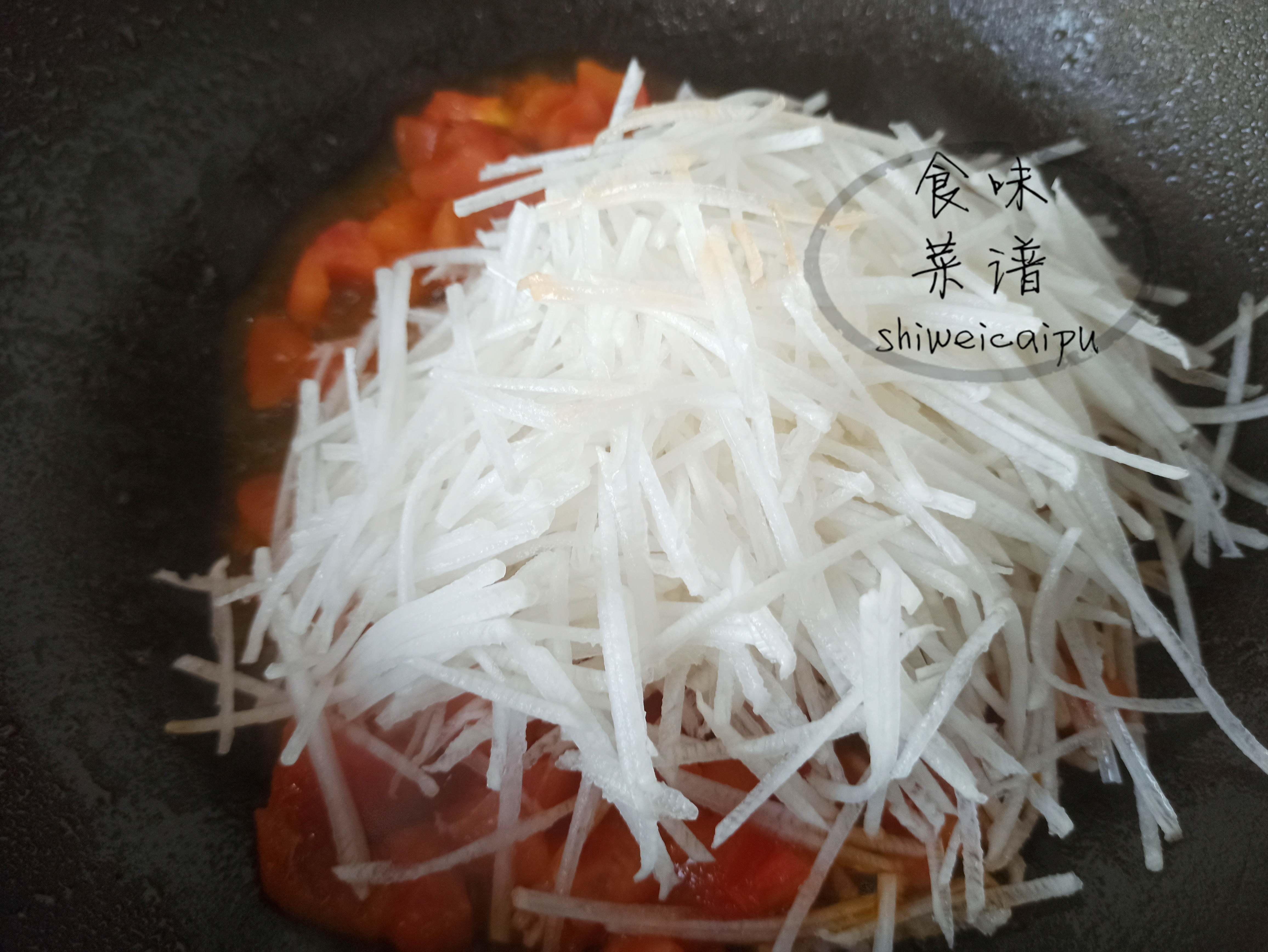 嗓子干痒不舒服，教你3款养生汤，润肺止咳很有效，成本才几块钱