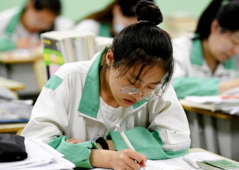 新高考选科的“最优组合”，专业覆盖面广易拿高分，赋分优势明显