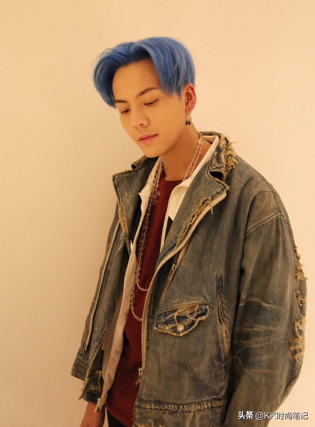 陈伟霆变身"橙味霆",橙发鲜艳宛如小太阳,有颜就是任性