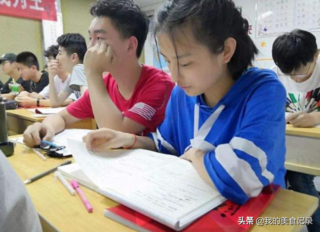 公立高中不再收复读生，恐将成为定局？高考失利的学生怎么办