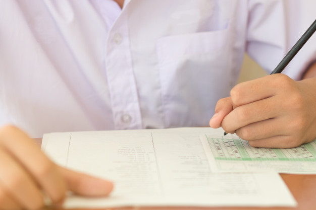 高考遇到不会的题别“蒙”，挑对方法，分数、正常率双双提高