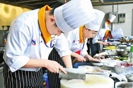 “宁可没学上，也不选职高”，职高真的没出路？那是你没看到这些