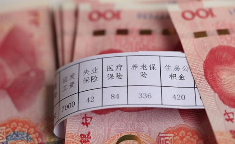 为何越来越多教师选择去“私立学校”，编制也留不住人？钱不到位