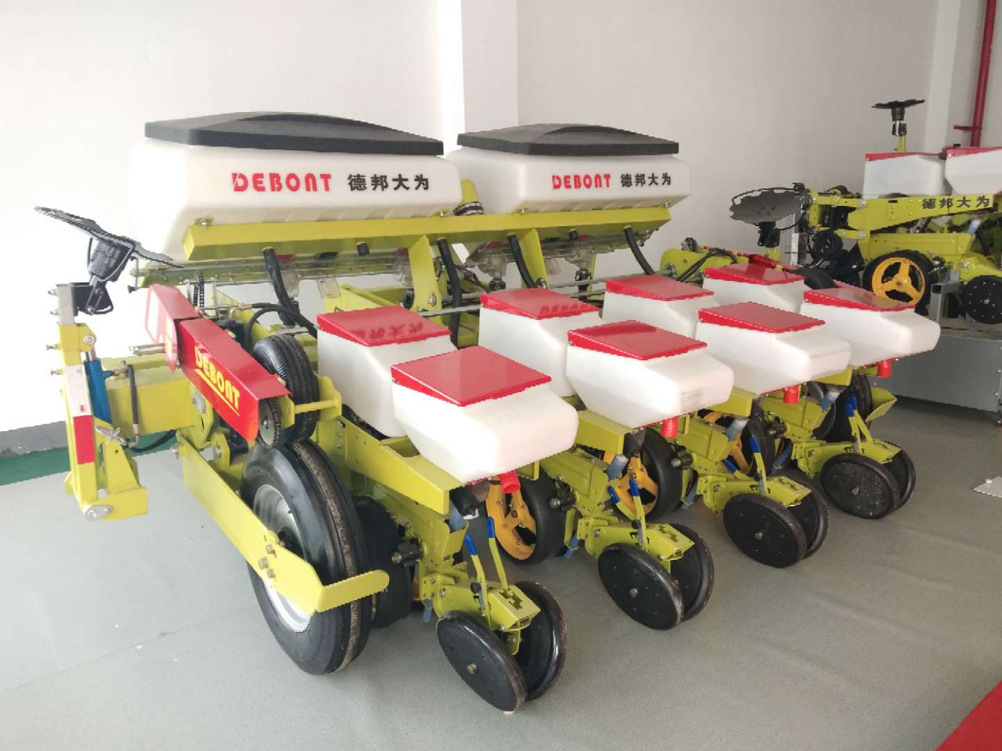 農(nóng)機（具）怎么買，這些企業(yè)供您選